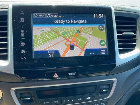 Used 2017 Honda Ridgeline RTL-T image 10