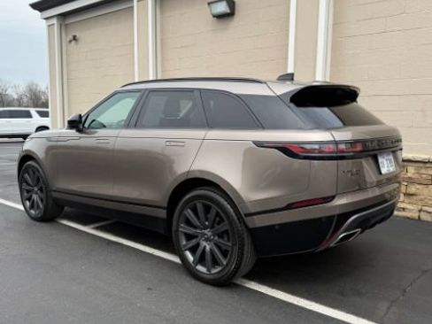 Used 2018 Land Rover Range Rover Velar AWD/4WD image 3