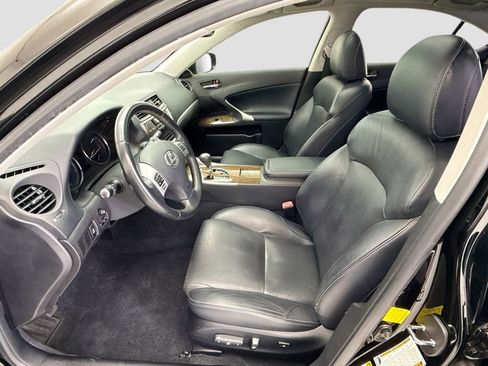Used 2012 Lexus IS 250 w/ Premium Pkg Value Edition RWD image 16