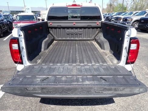 Used 2024 GMC Canyon Elevation w/ Convenience Package AWD/4WD image 7