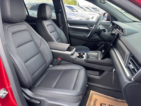 New 2027 GMC Terrain Elevation w/ Elevation Premium Package FWD image 13