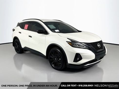 Used 2024 Nissan Murano SV w/ SV Midnight Edition Package AWD/4WD image 3