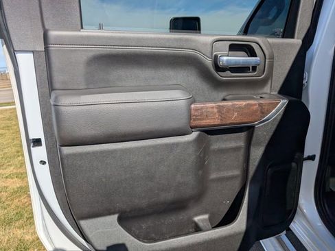 Used 2020 GMC Sierra 3500 Denali image 12