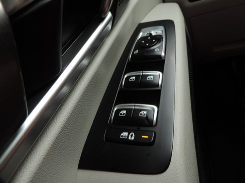 Used 2024 Kia Telluride S w/ S Sunroof Package FWD image 21