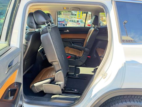 Used 2018 Volkswagen Atlas SEL Premium AWD/4WD image 35
