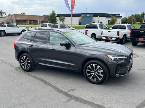 Used 2025 Volvo XC60 B5 Plus w/ Climate Package AWD/4WD image 5