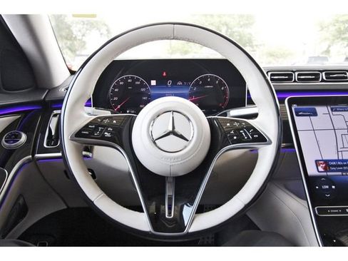 Used 2023 Mercedes-Benz S 580 4MATIC Sedan image 12