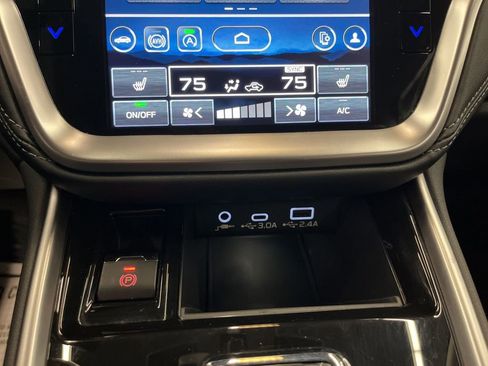 Used 2023 Subaru Outback Limited image 28