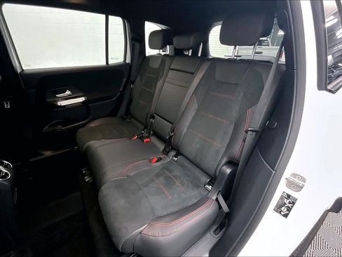 Certified 2023 Mercedes-Benz GLB 250 4MATIC image 18