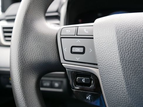 Used 2025 Toyota Camry LE image 19