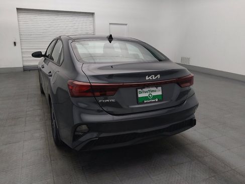 Used 2024 Kia Forte LXS w/ LXS Technology Package FWD image 6