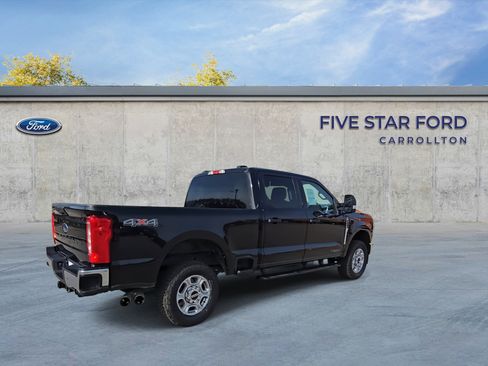 Used 2025 Ford F250 XLT image 8
