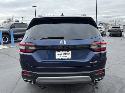 Certified 2023 Honda Pilot Touring image 9