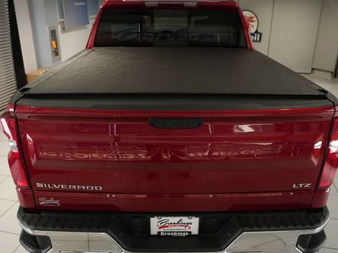 Used 2025 Chevrolet Silverado 1500 LTZ AWD/4WD image 9