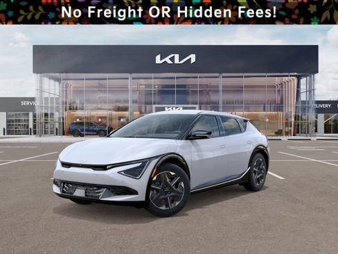 New 2025 Kia EV6 Light image 1