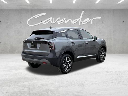 New 2026 Nissan Kicks SV w/ SV Premium Package FWD image 17