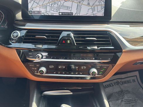 Used 2022 BMW 530i xDrive w/ Premium Package AWD/4WD image 17