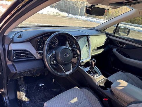Used 2020 Subaru Outback Premium image 17
