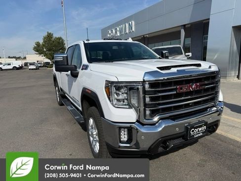Used 2023 GMC Sierra 2500 SLT w/ SLT Premium Package AWD/4WD image 3