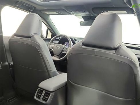 Used 2025 Lexus UX 300h FWD image 26