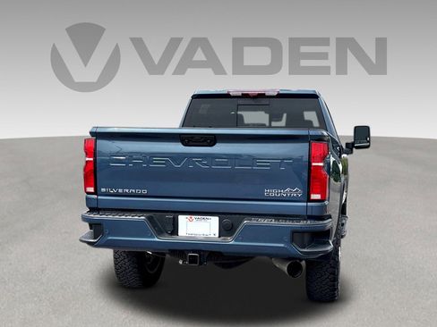 Used 2025 Chevrolet Silverado 2500 High Country w/ Technology Package AWD/4WD image 21
