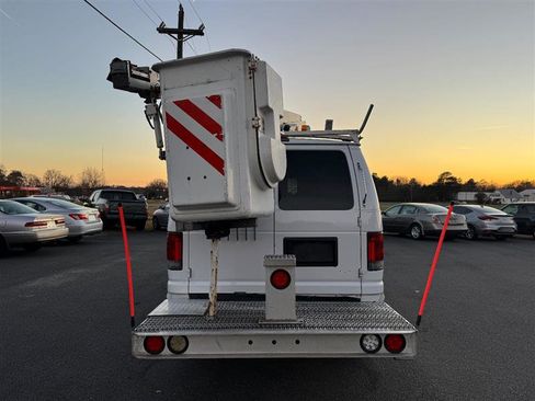 Used 2011 Ford E-350 and Econoline 350 Super Duty w/ PWR Group image 5