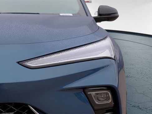 New 2026 Buick Envista Sport Touring image 3