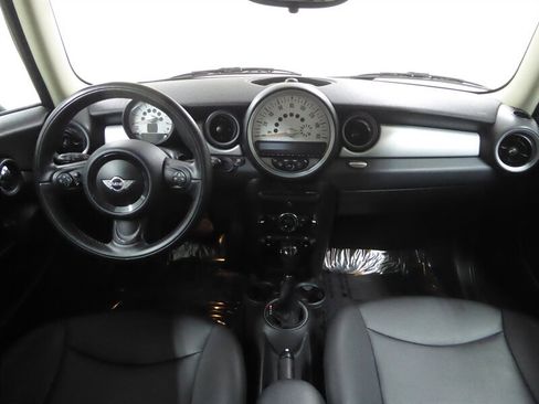 Used 2012 MINI Cooper Hardtop image 9
