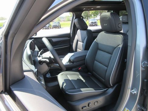 New 2026 Buick Enclave Sport Touring w/ Super Cruise Package image 13