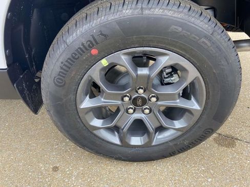 New 2026 Ford Maverick XLT w/ XLT Luxury Package AWD/4WD image 7