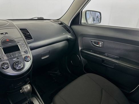 Used 2010 Kia Soul + FWD image 26