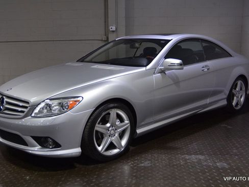 Used 2010 Mercedes-Benz CL 550 CL550 4MATIC image 32