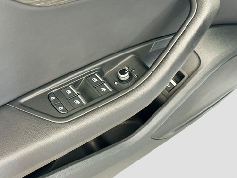 Used 2023 Audi A4 2.0T Premium AWD/4WD image 17