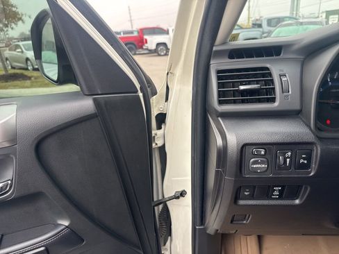 Used 2017 Toyota 4Runner Limited image 12