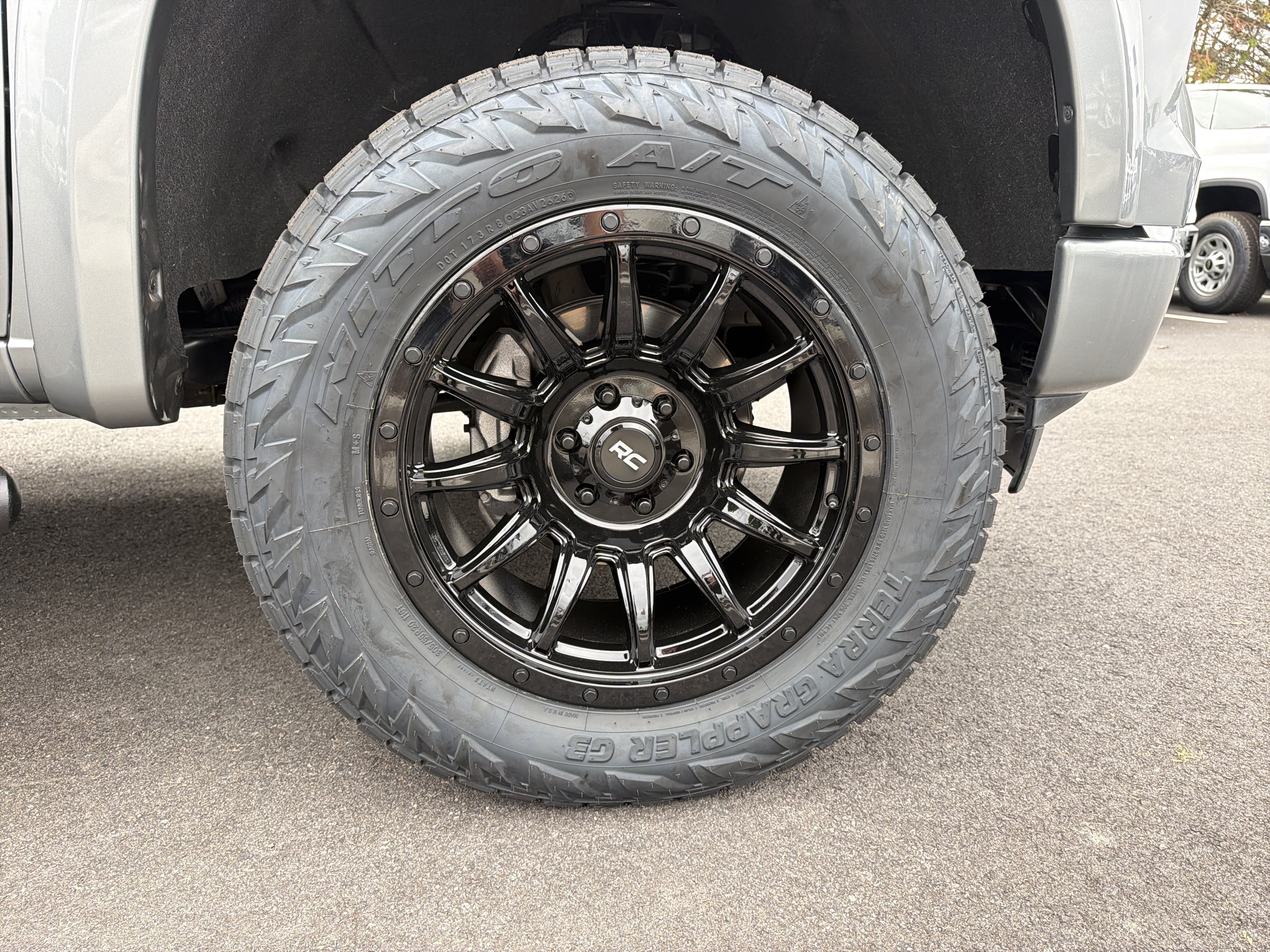 Used 2026 Chevrolet Silverado 1500 RST AWD/4WD image 13