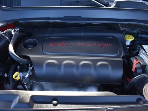 Used 2022 Jeep Compass Limited image 35