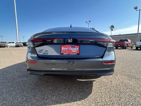 Used 2023 Honda Accord EX image 5