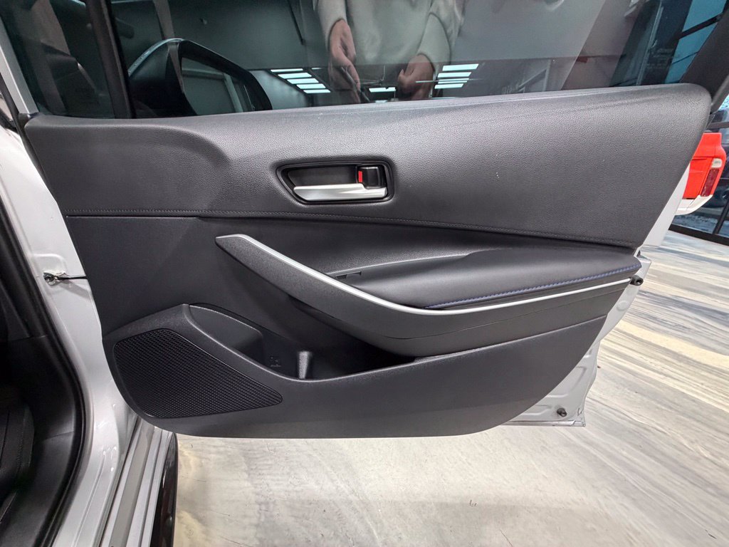 Used 2020 Toyota Corolla SE FWD image 36