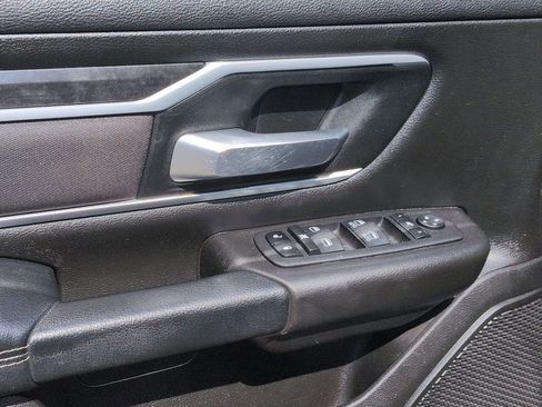 Used 2023 RAM 1500 Big Horn AWD/4WD image 9