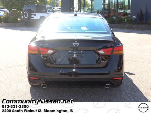 New 2025 Nissan Altima 2.5 SR w/ SR Premium Package image 6