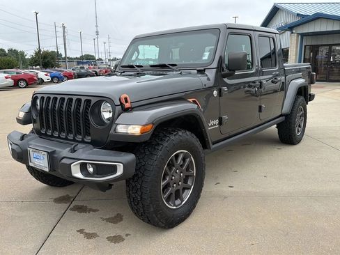 Used 2021 Jeep Gladiator Overland w/ Popular Equipment Package AWD/4WD image 3