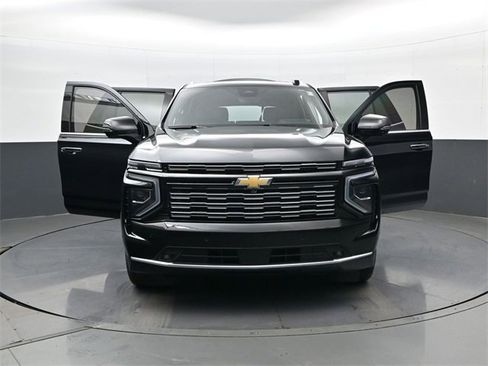 Certified 2025 Chevrolet Tahoe High Country image 32