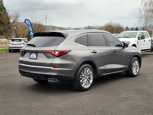 Used 2023 Acura MDX SH-AWD w/ Advance Package image 5