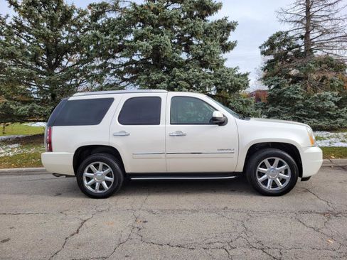 Used 2014 GMC Yukon Denali image 26
