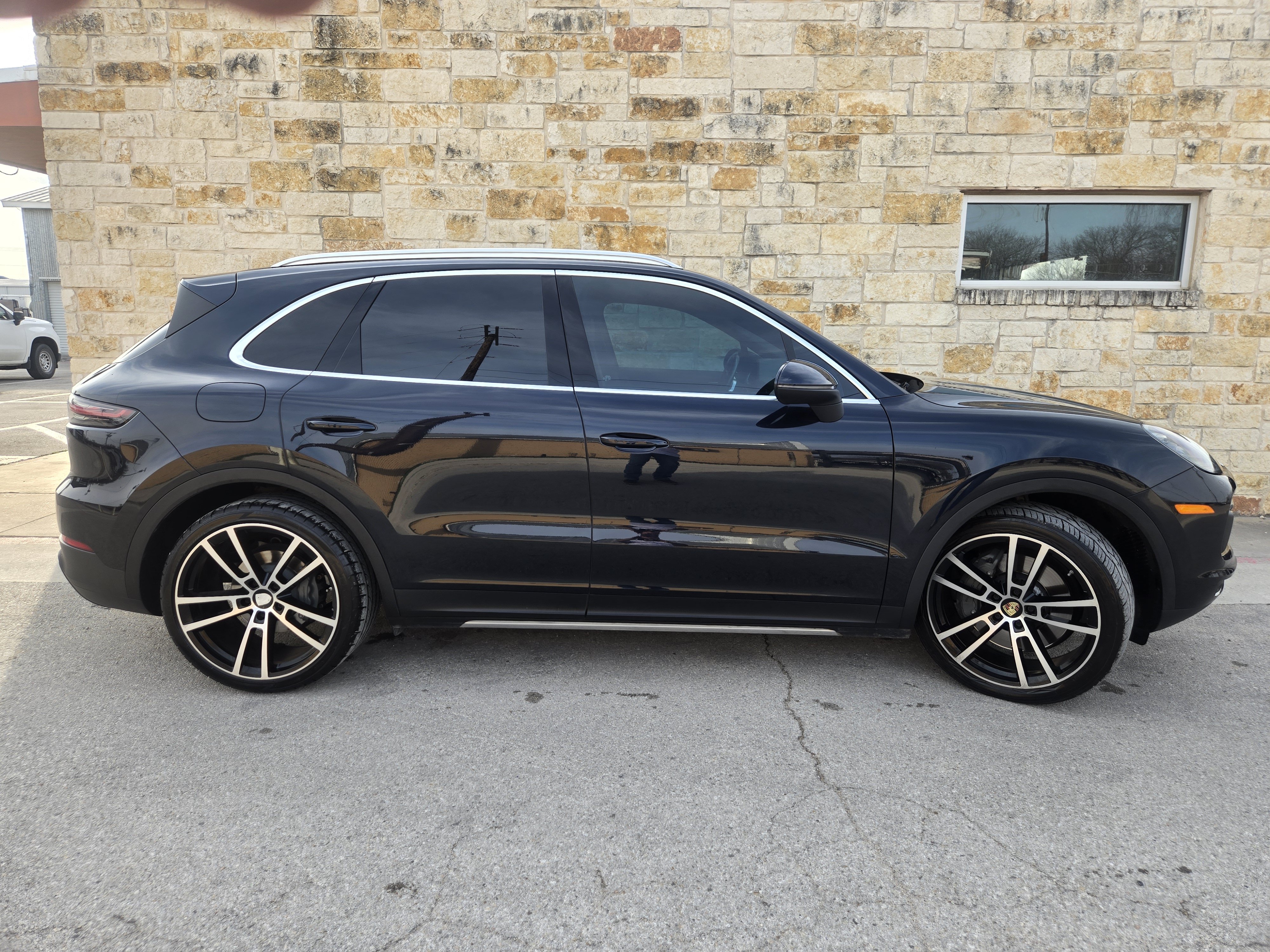 Used 2020 Porsche Cayenne S AWD/4WD image 17
