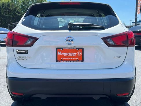 Used 2017 Nissan Rogue Sport S w/ S Appearance Package image 7