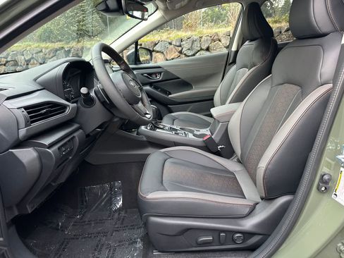 New 2026 Subaru Crosstrek 2.5i Limited w/ Crosstrek Mirror Package image 14