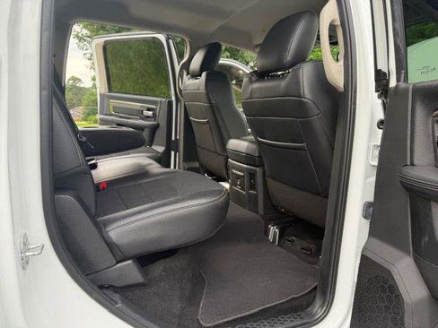 Used 2018 RAM 2500 Big Horn w/ Sport Appearance Group image 28