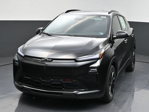 New 2027 Chevrolet Bolt RS w/ Technology Package FWD image 3