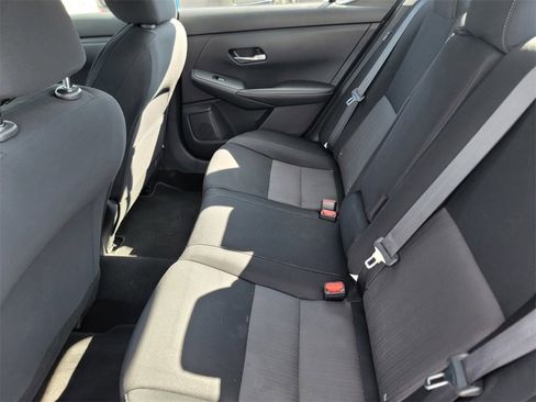 Used 2021 Nissan Sentra SV image 15